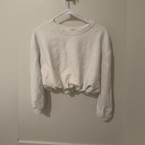 White cropped sweatshirt